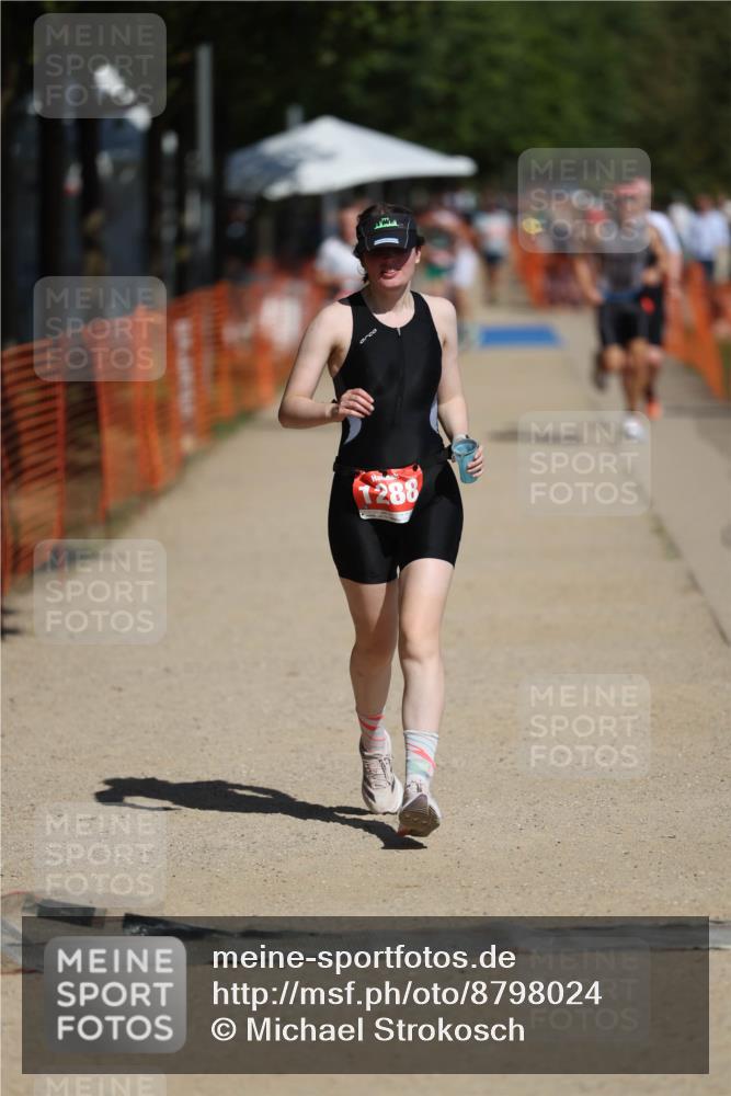 07.09.2025 - 19. Norderstedt Triathlon Michael Strokosch http://msf.ph/oto/8798024 07.09.2025 12:24:08 Laufen 151, 1288 meine-sportfotos.de
