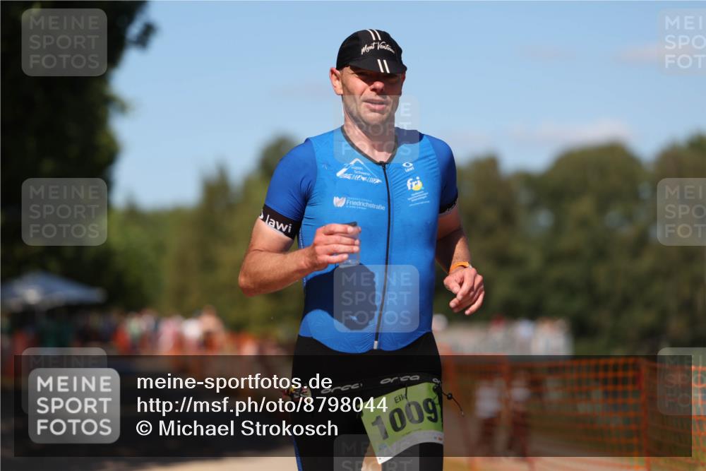 07.09.2025 - 19. Norderstedt Triathlon Michael Strokosch http://msf.ph/oto/8798044 07.09.2025 14:44:20 Laufen 1009, 1017, 1020, 1036, 1040 meine-sportfotos.de
