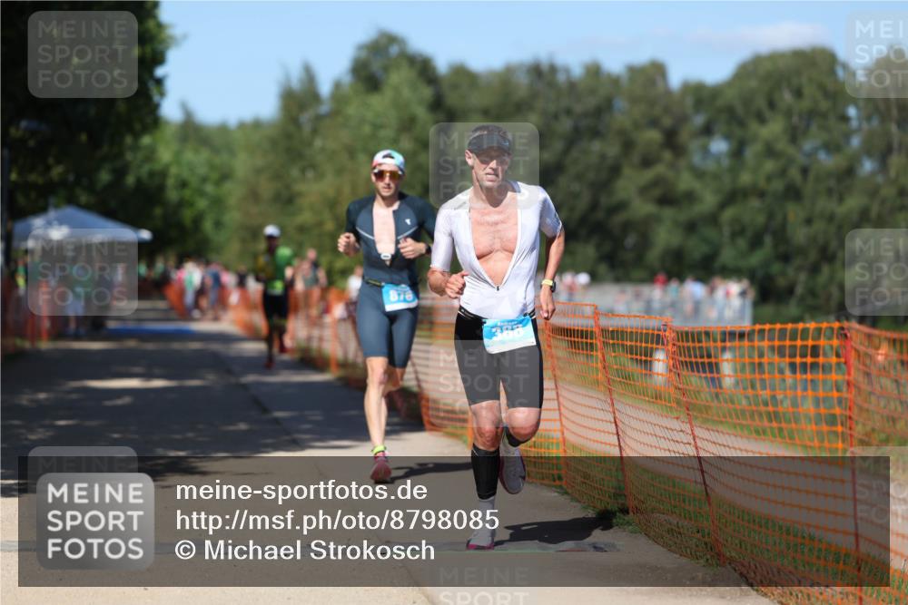 07.09.2025 - 19. Norderstedt Triathlon Michael Strokosch http://msf.ph/oto/8798085 07.09.2025 14:44:43 Laufen 388, 876 meine-sportfotos.de