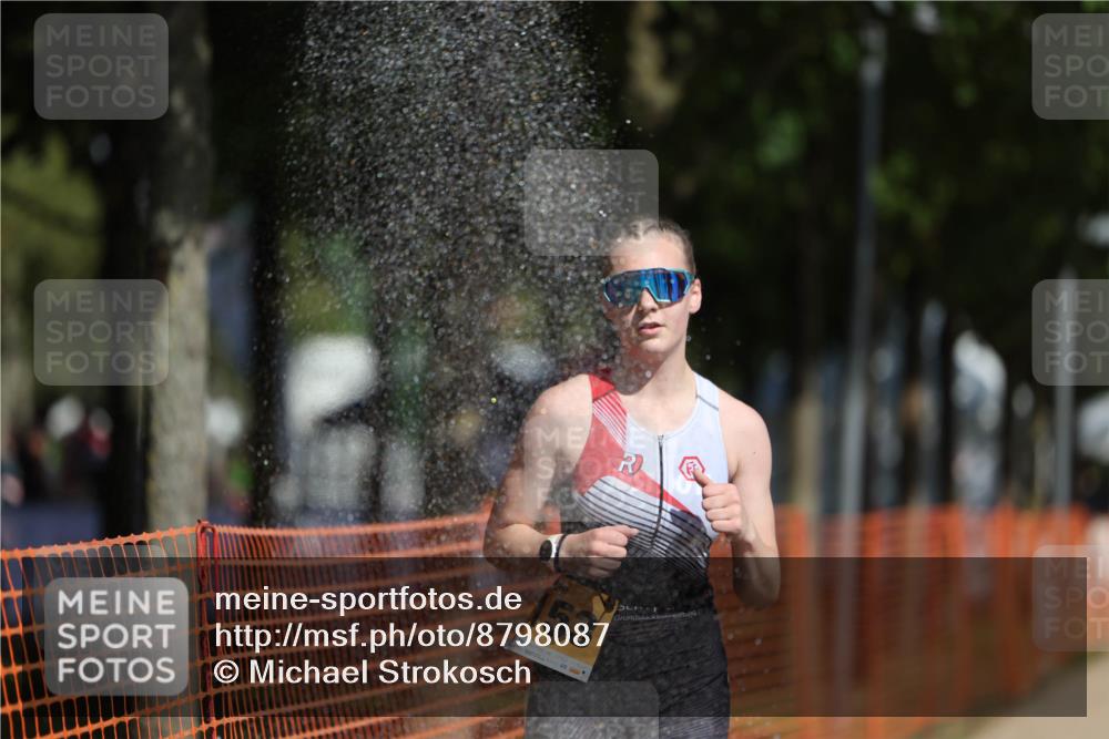 07.09.2025 - 19. Norderstedt Triathlon Michael Strokosch http://msf.ph/oto/8798087 07.09.2025 11:57:27 Laufen 837, 1153 meine-sportfotos.de