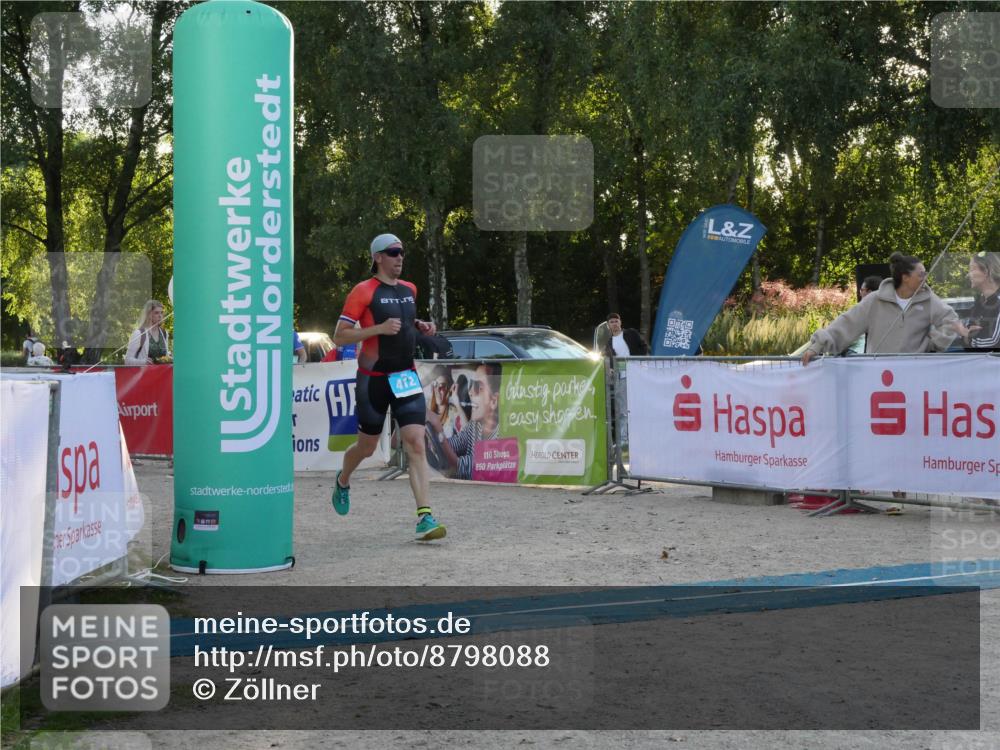 07.09.2025 - 19. Norderstedt Triathlon Zöllner http://msf.ph/oto/8798088 07.09.2025 17:44:29 Ziel 412 meine-sportfotos.de