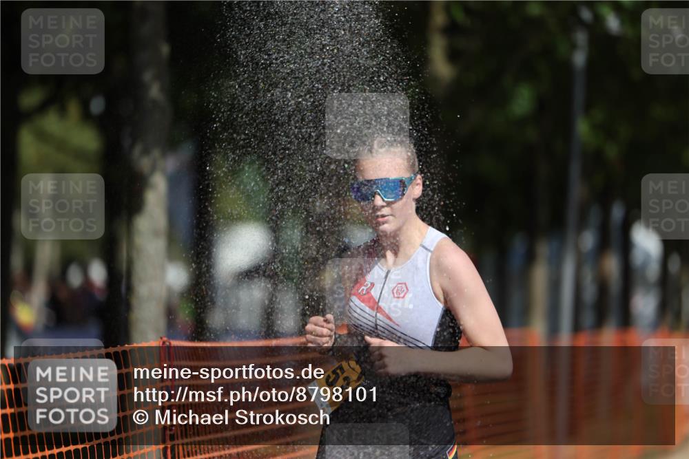 07.09.2025 - 19. Norderstedt Triathlon Michael Strokosch http://msf.ph/oto/8798101 07.09.2025 11:57:27 Laufen 837, 1153 meine-sportfotos.de