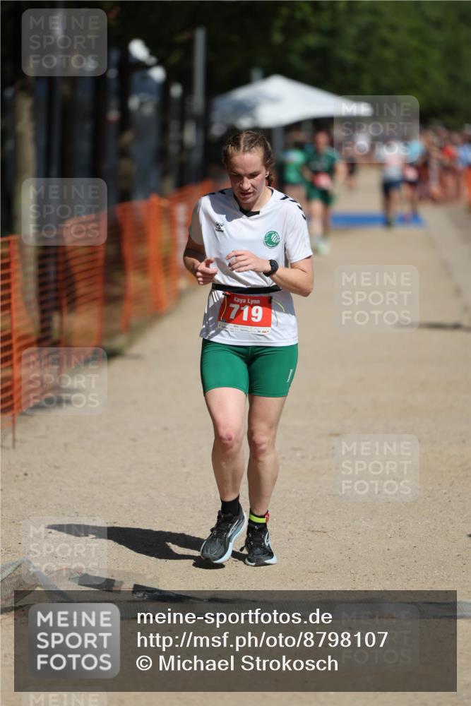 07.09.2025 - 19. Norderstedt Triathlon Michael Strokosch http://msf.ph/oto/8798107 07.09.2025 12:24:18 Laufen 151, 697, 719, 849 meine-sportfotos.de