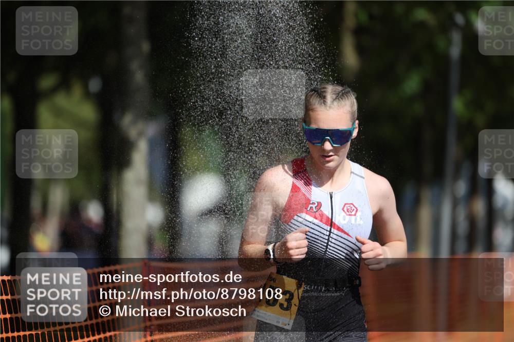 07.09.2025 - 19. Norderstedt Triathlon Michael Strokosch http://msf.ph/oto/8798108 07.09.2025 11:57:28 Laufen 837, 1153 meine-sportfotos.de