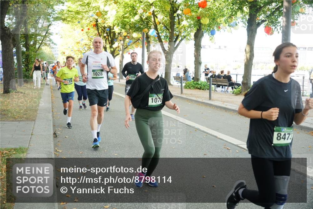 07.09.2025 - BARMER Alsterlauf Yannick Fuchs http://msf.ph/oto/8798114 07.09.2025 11:46:00 Laufen 1028, 1209, 1076, 8473 meine-sportfotos.de