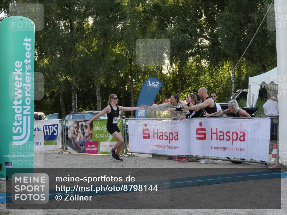 07.09.2025 - 19. Norderstedt Triathlon Zöllner http://msf.ph/oto/8798144 07.09.2025 17:47:40 Ziel 941 meine-sportfotos.de