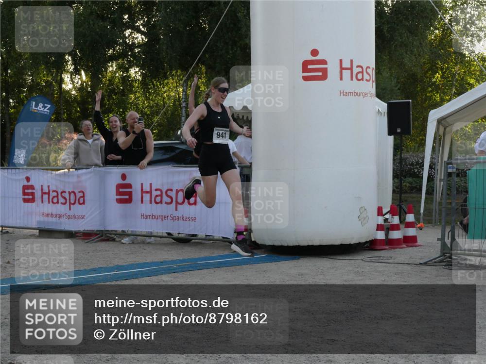 07.09.2025 - 19. Norderstedt Triathlon Zöllner http://msf.ph/oto/8798162 07.09.2025 17:47:41 Ziel 941 meine-sportfotos.de