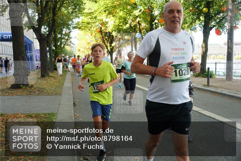 07.09.2025 - BARMER Alsterlauf Yannick Fuchs http://msf.ph/oto/8798164 07.09.2025 11:46:01 Laufen 12, 927, 1028 meine-sportfotos.de