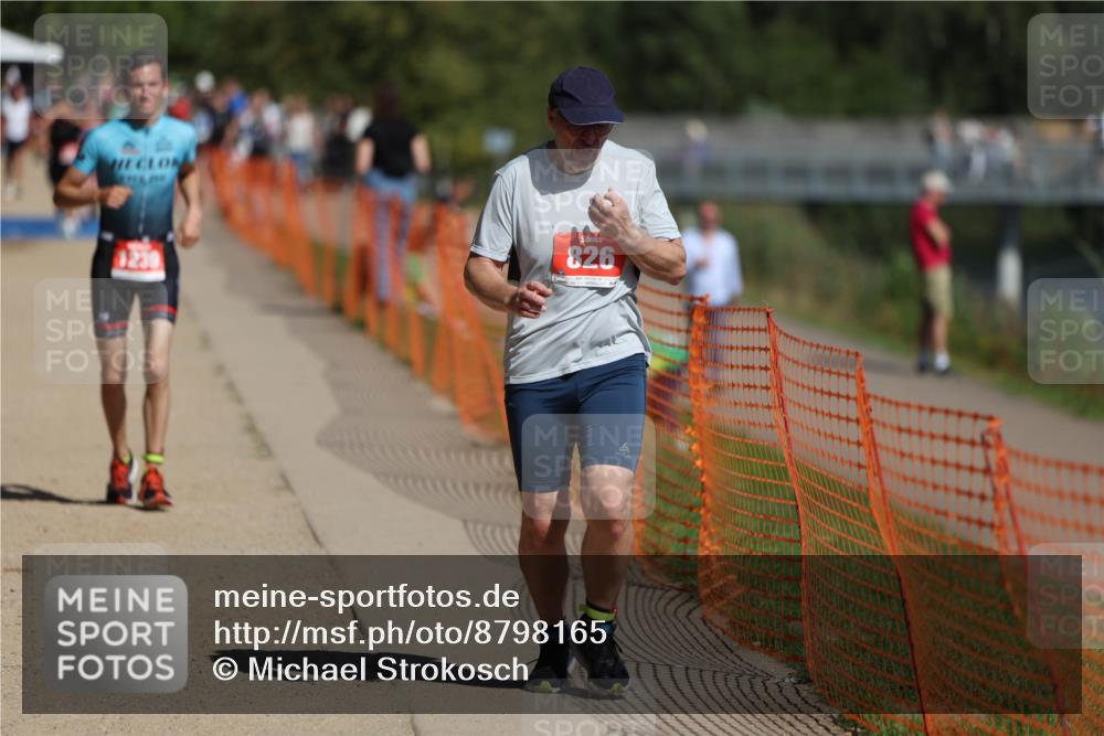 07.09.2025 - 19. Norderstedt Triathlon Michael Strokosch http://msf.ph/oto/8798165 07.09.2025 12:24:37 Laufen 720, 826, 1239 meine-sportfotos.de