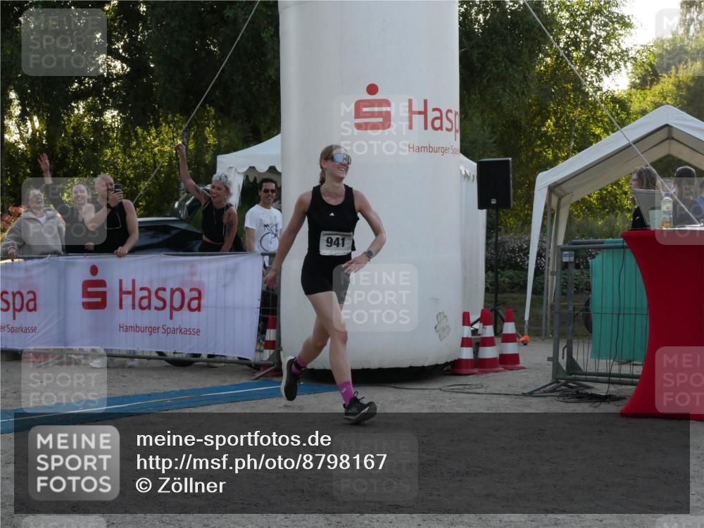 07.09.2025 - 19. Norderstedt Triathlon Zöllner http://msf.ph/oto/8798167 07.09.2025 17:47:42 Ziel 941 meine-sportfotos.de