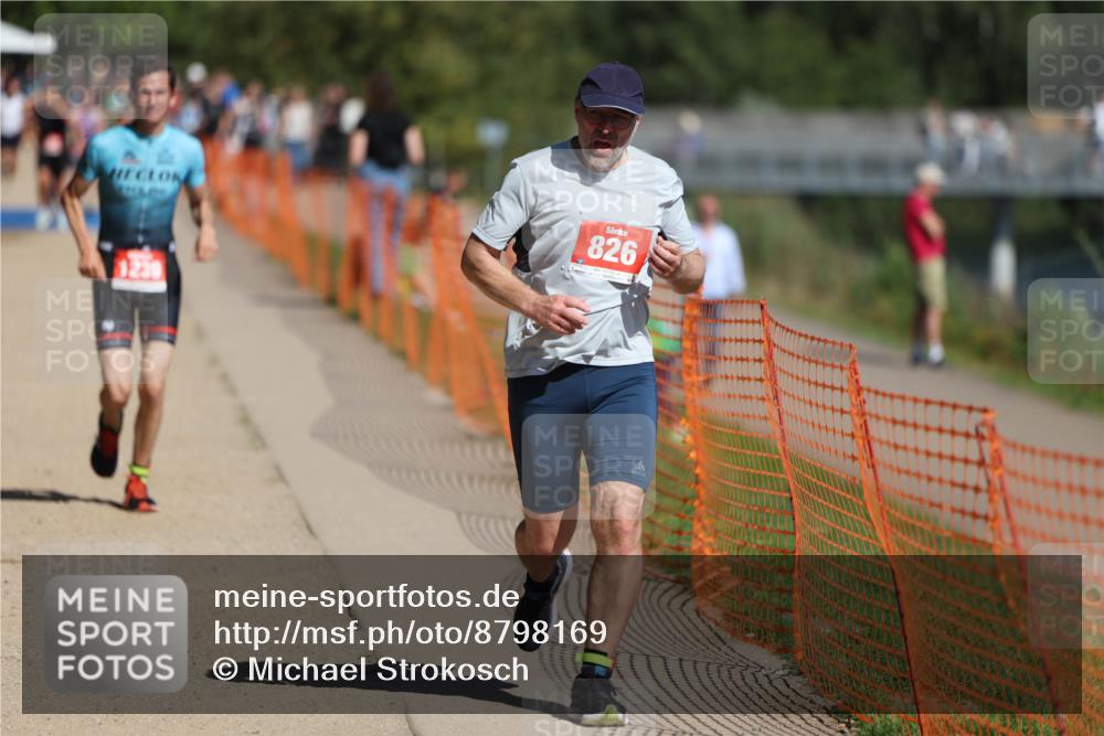 07.09.2025 - 19. Norderstedt Triathlon Michael Strokosch http://msf.ph/oto/8798169 07.09.2025 12:24:37 Laufen 720, 826, 1239 meine-sportfotos.de