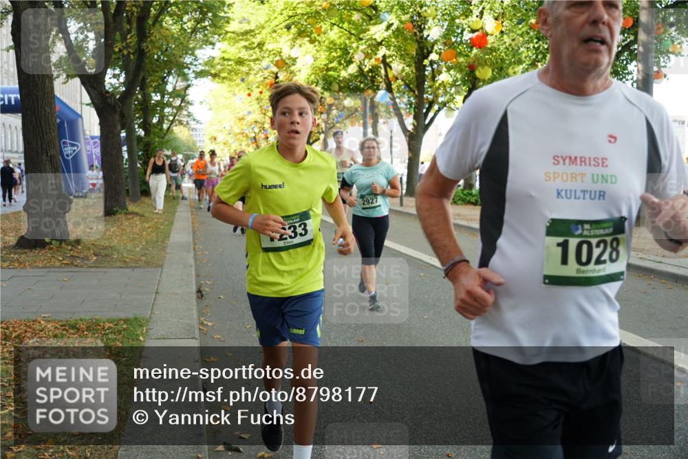 07.09.2025 - BARMER Alsterlauf Yannick Fuchs http://msf.ph/oto/8798177 07.09.2025 11:46:02 Laufen 233, 2927, 1028 meine-sportfotos.de