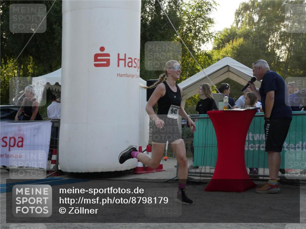 07.09.2025 - 19. Norderstedt Triathlon Zöllner http://msf.ph/oto/8798179 07.09.2025 17:47:42 Ziel 941 meine-sportfotos.de