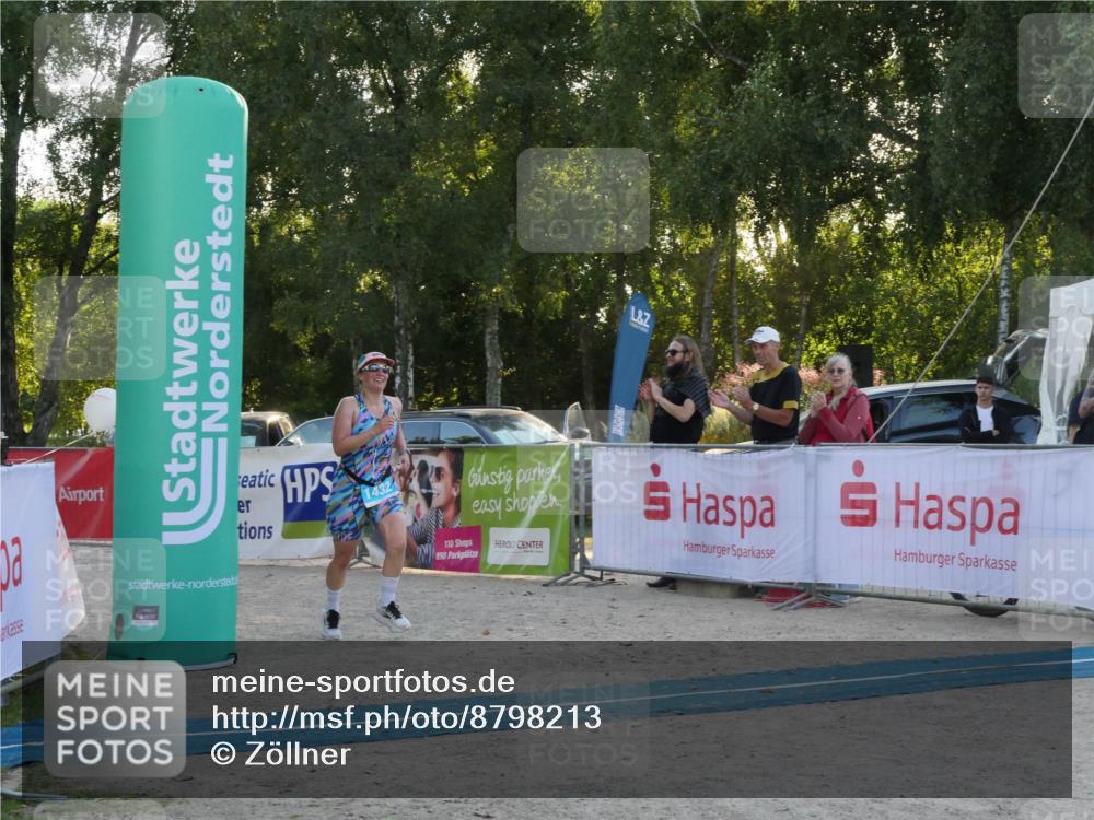 07.09.2025 - 19. Norderstedt Triathlon Zöllner http://msf.ph/oto/8798213 07.09.2025 17:49:38 Ziel 1432 meine-sportfotos.de