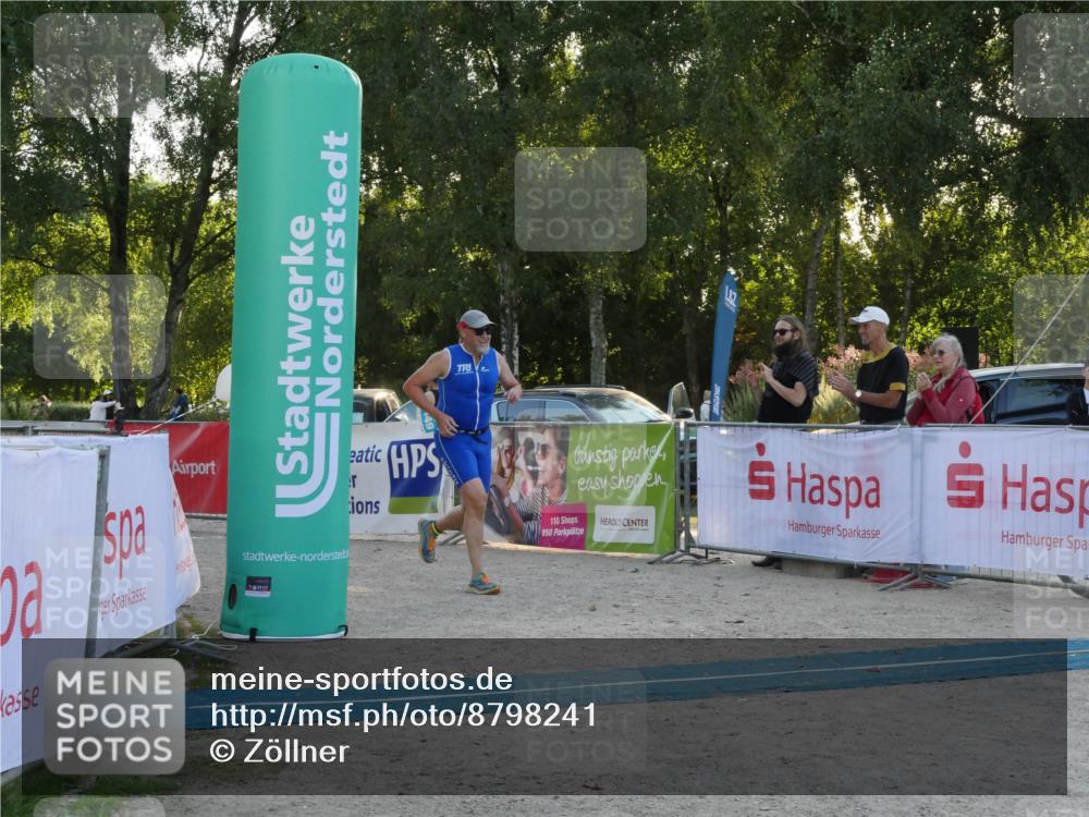 07.09.2025 - 19. Norderstedt Triathlon Zöllner http://msf.ph/oto/8798241 07.09.2025 17:49:50 Ziel 1449 meine-sportfotos.de