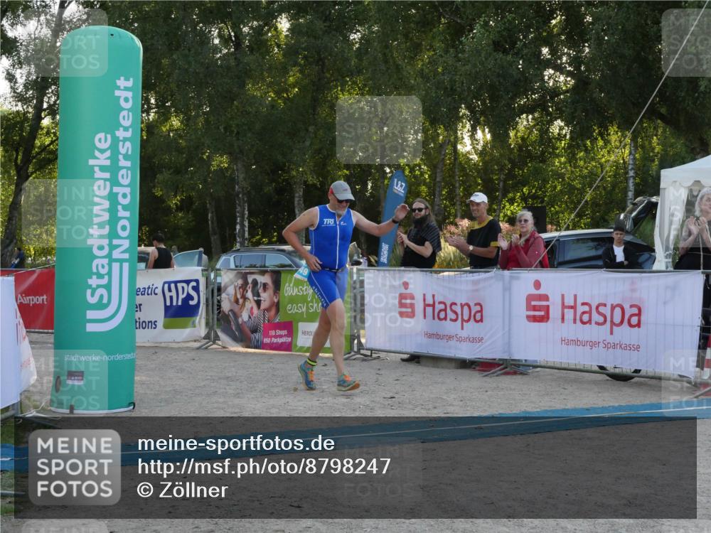 07.09.2025 - 19. Norderstedt Triathlon Zöllner http://msf.ph/oto/8798247 07.09.2025 17:49:50 Ziel 1449 meine-sportfotos.de