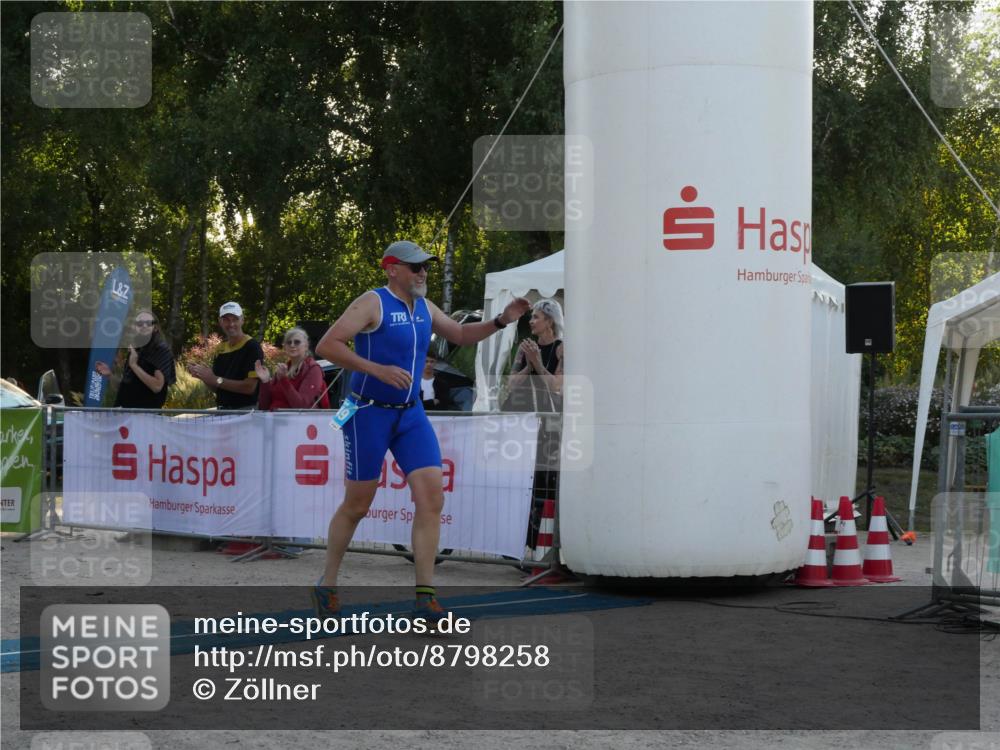 07.09.2025 - 19. Norderstedt Triathlon Zöllner http://msf.ph/oto/8798258 07.09.2025 17:49:52 Ziel 1449 meine-sportfotos.de