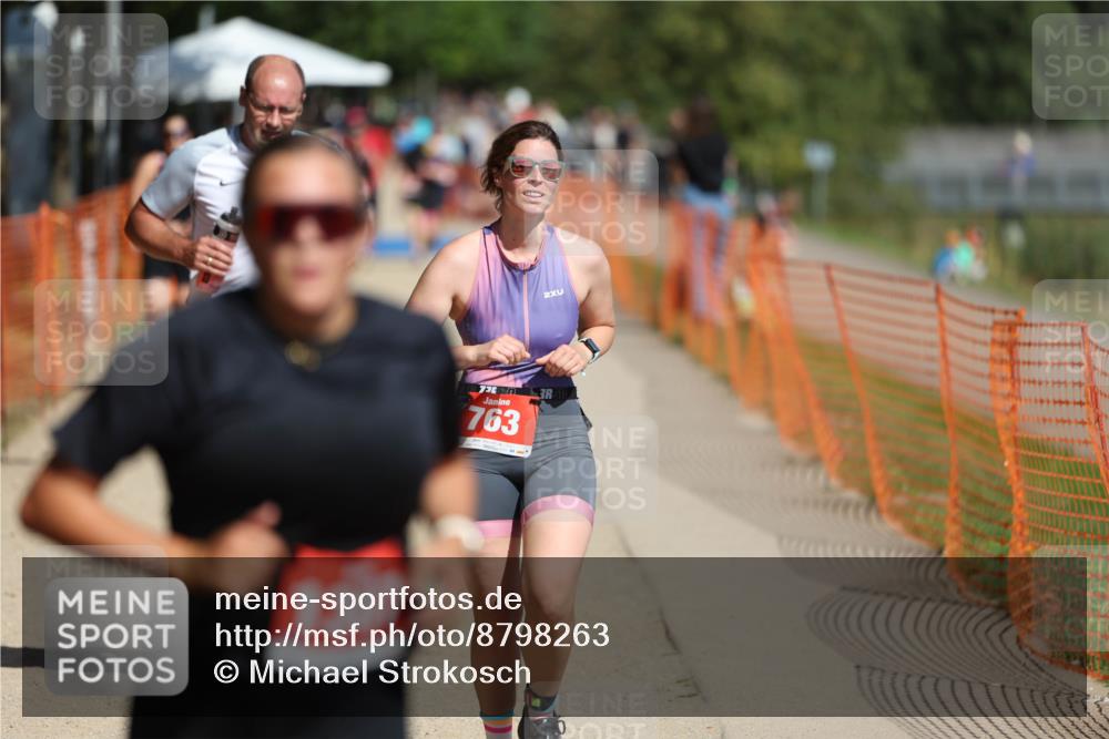 07.09.2025 - 19. Norderstedt Triathlon Michael Strokosch http://msf.ph/oto/8798263 07.09.2025 12:25:02 Laufen 763, 861, 1387 meine-sportfotos.de