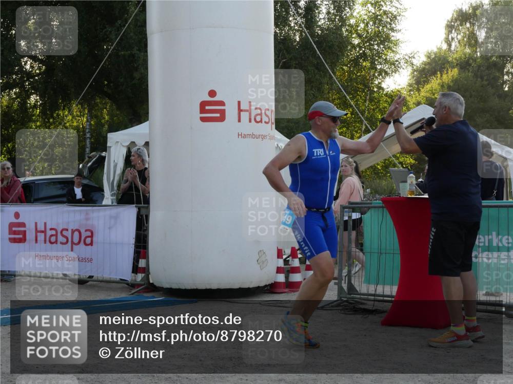 07.09.2025 - 19. Norderstedt Triathlon Zöllner http://msf.ph/oto/8798270 07.09.2025 17:49:53 Ziel 1449 meine-sportfotos.de