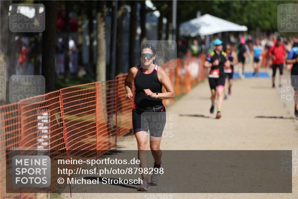 07.09.2025 - 19. Norderstedt Triathlon Michael Strokosch http://msf.ph/oto/8798298 07.09.2025 12:25:12 Laufen 299, 1367, 1380 meine-sportfotos.de