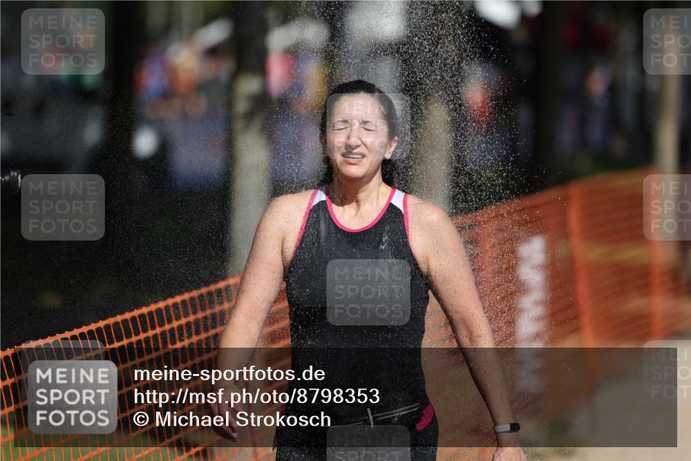 07.09.2025 - 19. Norderstedt Triathlon Michael Strokosch http://msf.ph/oto/8798353 07.09.2025 12:25:17 Laufen 299, 1367, 1380 meine-sportfotos.de