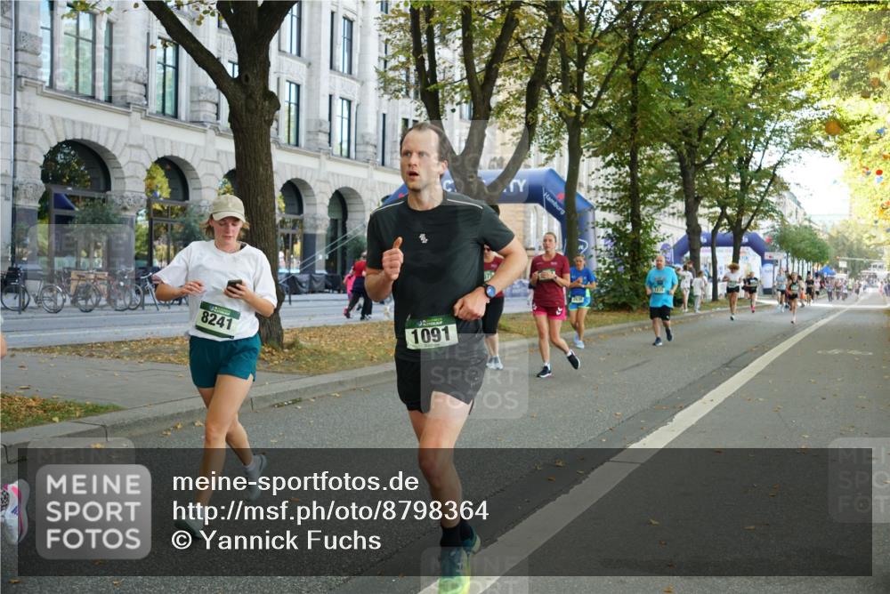 07.09.2025 - BARMER Alsterlauf Yannick Fuchs http://msf.ph/oto/8798364 07.09.2025 11:46:16 Laufen 3, 8241, 1091, 7430 meine-sportfotos.de
