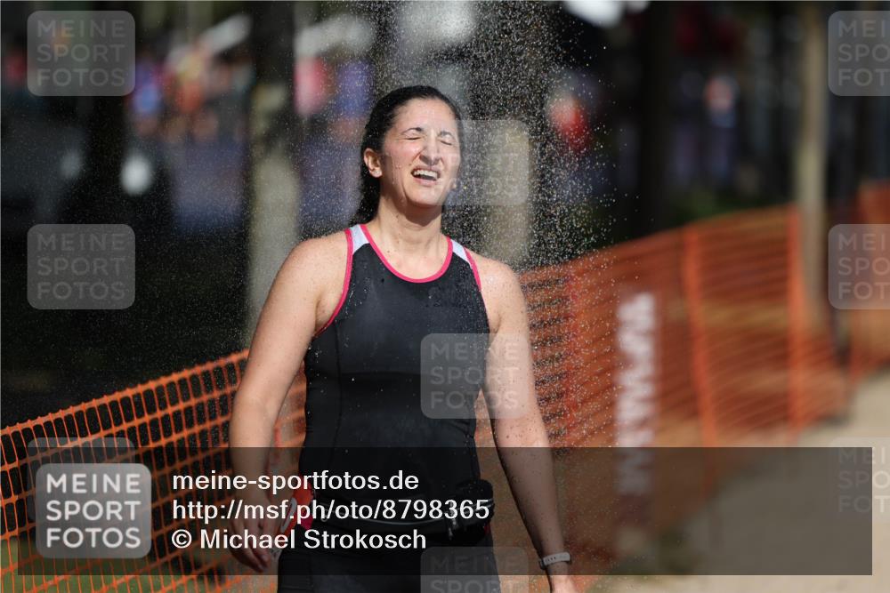 07.09.2025 - 19. Norderstedt Triathlon Michael Strokosch http://msf.ph/oto/8798365 07.09.2025 12:25:17 Laufen 299, 1367, 1380 meine-sportfotos.de