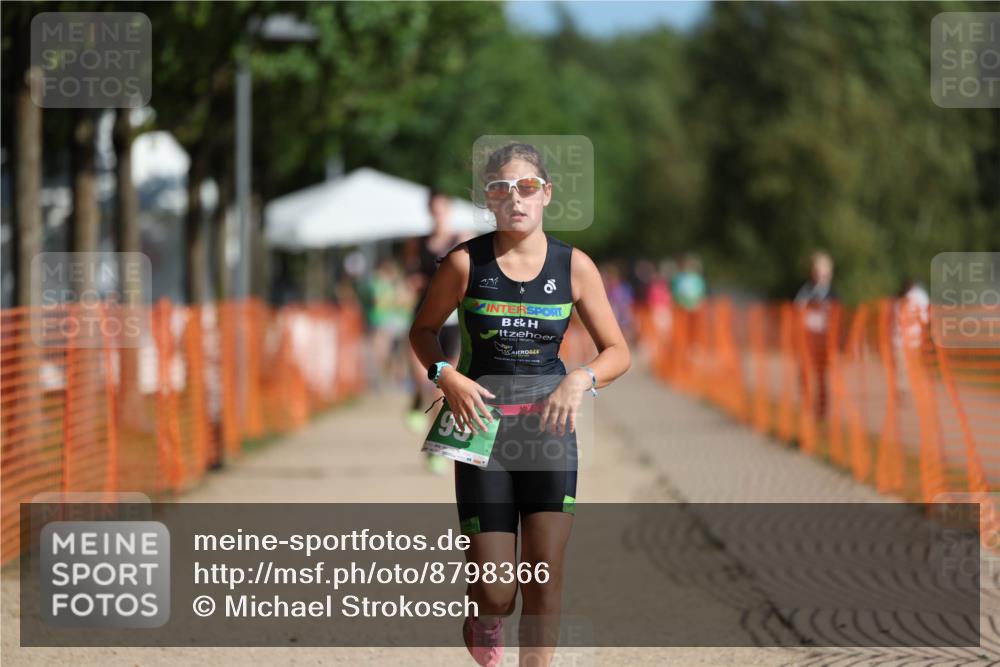 07.09.2025 - 19. Norderstedt Triathlon Michael Strokosch http://msf.ph/oto/8798366 07.09.2025 10:54:41 Laufen 99, 678 meine-sportfotos.de