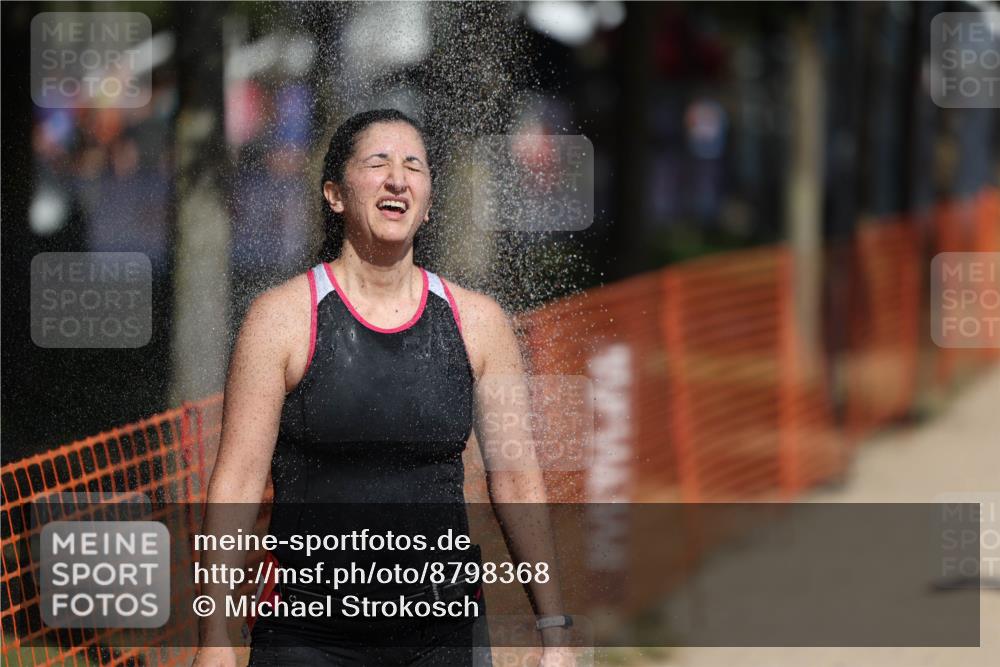 07.09.2025 - 19. Norderstedt Triathlon Michael Strokosch http://msf.ph/oto/8798368 07.09.2025 12:25:18 Laufen 299, 1327, 1367, 1380 meine-sportfotos.de