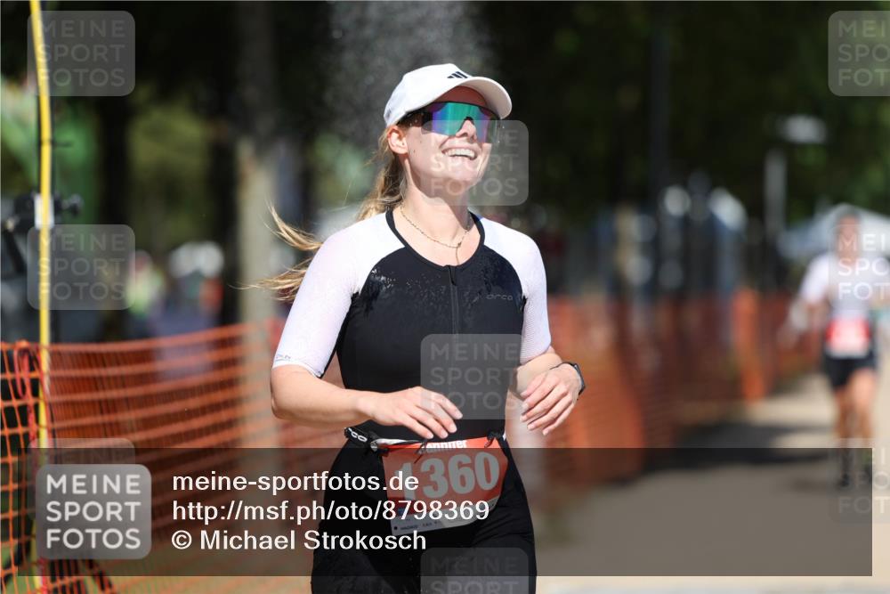 07.09.2025 - 19. Norderstedt Triathlon Michael Strokosch http://msf.ph/oto/8798369 07.09.2025 13:05:22 Laufen 737, 738, 1360 meine-sportfotos.de