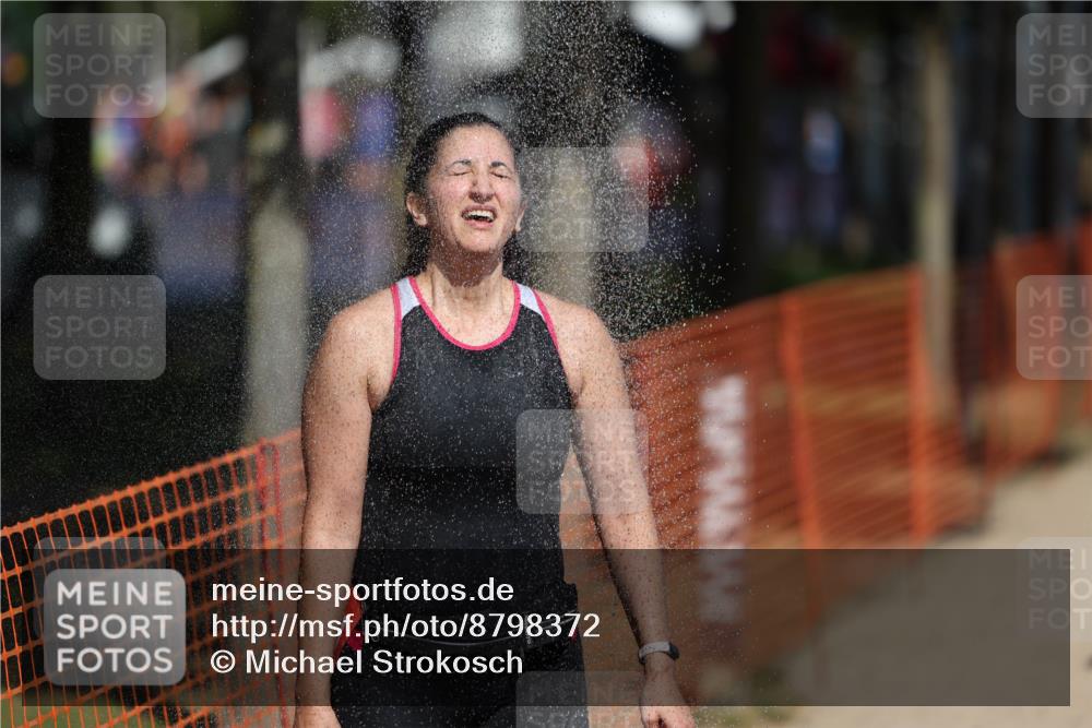 07.09.2025 - 19. Norderstedt Triathlon Michael Strokosch http://msf.ph/oto/8798372 07.09.2025 12:25:18 Laufen 299, 1327, 1367, 1380 meine-sportfotos.de