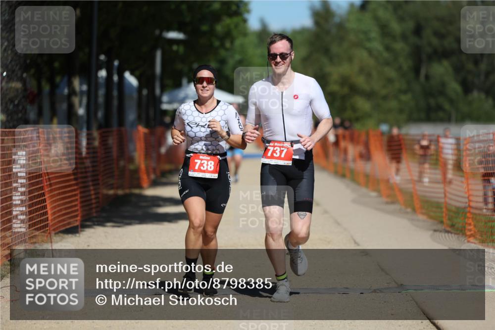 07.09.2025 - 19. Norderstedt Triathlon Michael Strokosch http://msf.ph/oto/8798385 07.09.2025 13:05:24 Laufen 737, 738, 1360 meine-sportfotos.de