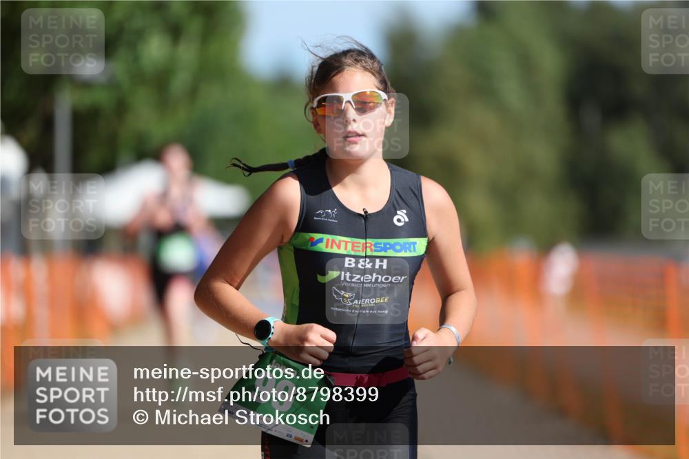 07.09.2025 - 19. Norderstedt Triathlon Michael Strokosch http://msf.ph/oto/8798399 07.09.2025 10:54:43 Laufen 99, 678 meine-sportfotos.de