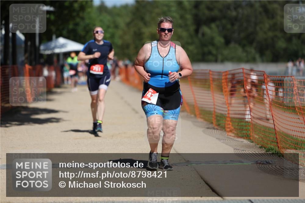 07.09.2025 - 19. Norderstedt Triathlon Michael Strokosch http://msf.ph/oto/8798421 07.09.2025 13:05:35 Laufen 742, 761 meine-sportfotos.de