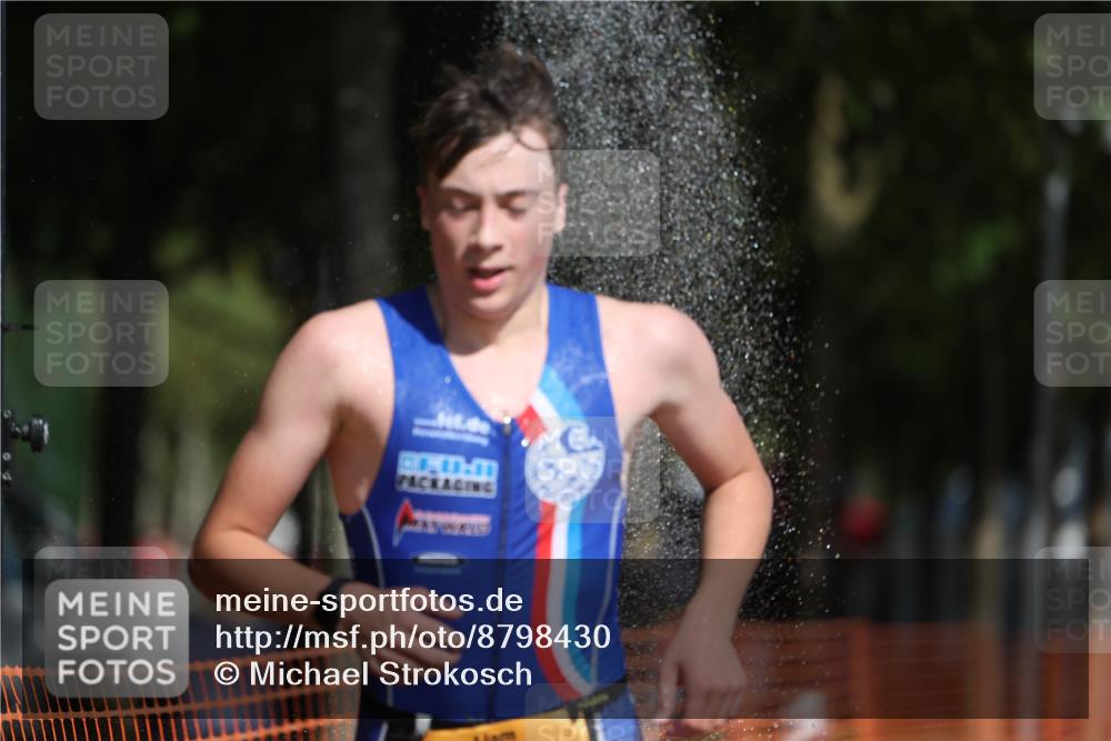 07.09.2025 - 19. Norderstedt Triathlon Michael Strokosch http://msf.ph/oto/8798430 07.09.2025 11:57:55 Laufen 300, 1179, 1211, 1219 meine-sportfotos.de