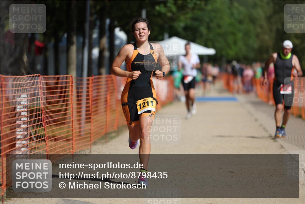 07.09.2025 - 19. Norderstedt Triathlon Michael Strokosch http://msf.ph/oto/8798435 07.09.2025 11:57:56 Laufen 300, 1179, 1211, 1219 meine-sportfotos.de