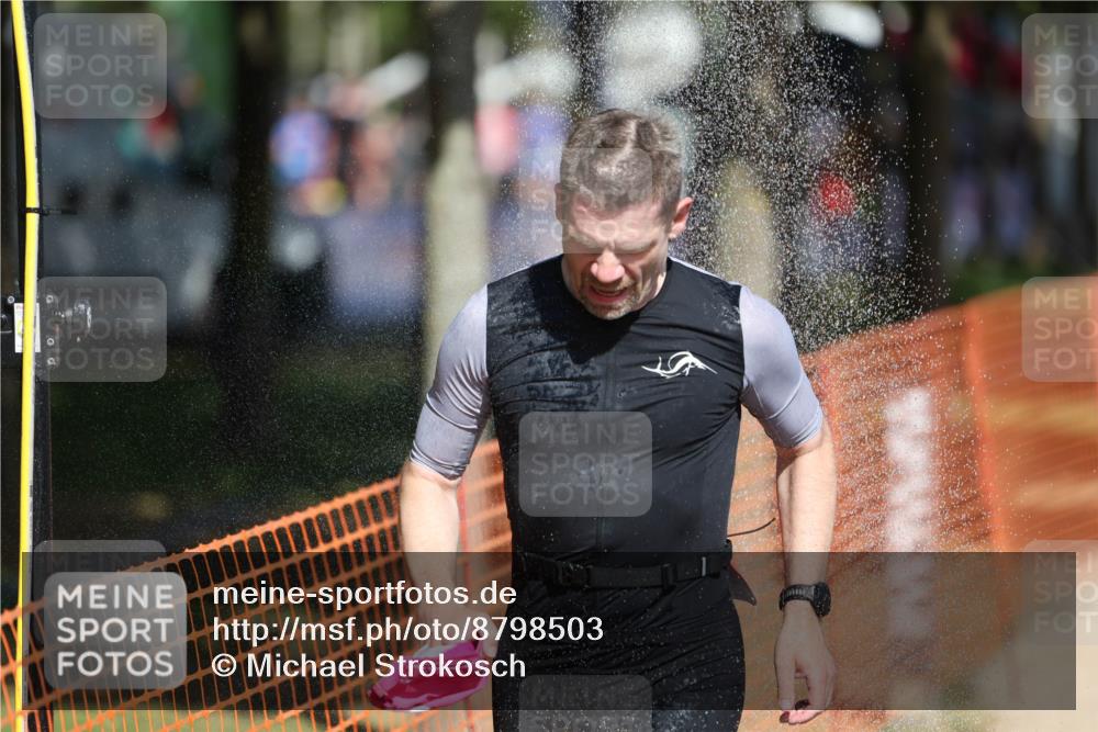 07.09.2025 - 19. Norderstedt Triathlon Michael Strokosch http://msf.ph/oto/8798503 07.09.2025 12:25:32 Laufen 136, 727, 793 meine-sportfotos.de