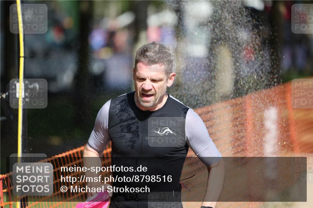 07.09.2025 - 19. Norderstedt Triathlon Michael Strokosch http://msf.ph/oto/8798516 07.09.2025 12:25:32 Laufen 136, 727, 793 meine-sportfotos.de