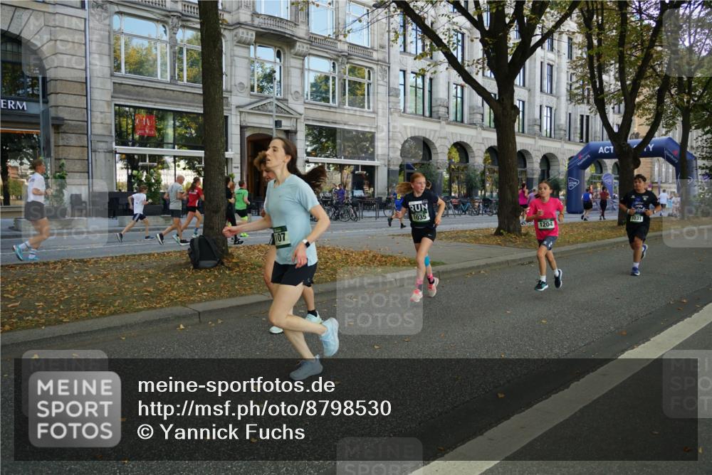 07.09.2025 - BARMER Alsterlauf Yannick Fuchs http://msf.ph/oto/8798530 07.09.2025 11:46:29 Laufen 1035, 1204 meine-sportfotos.de