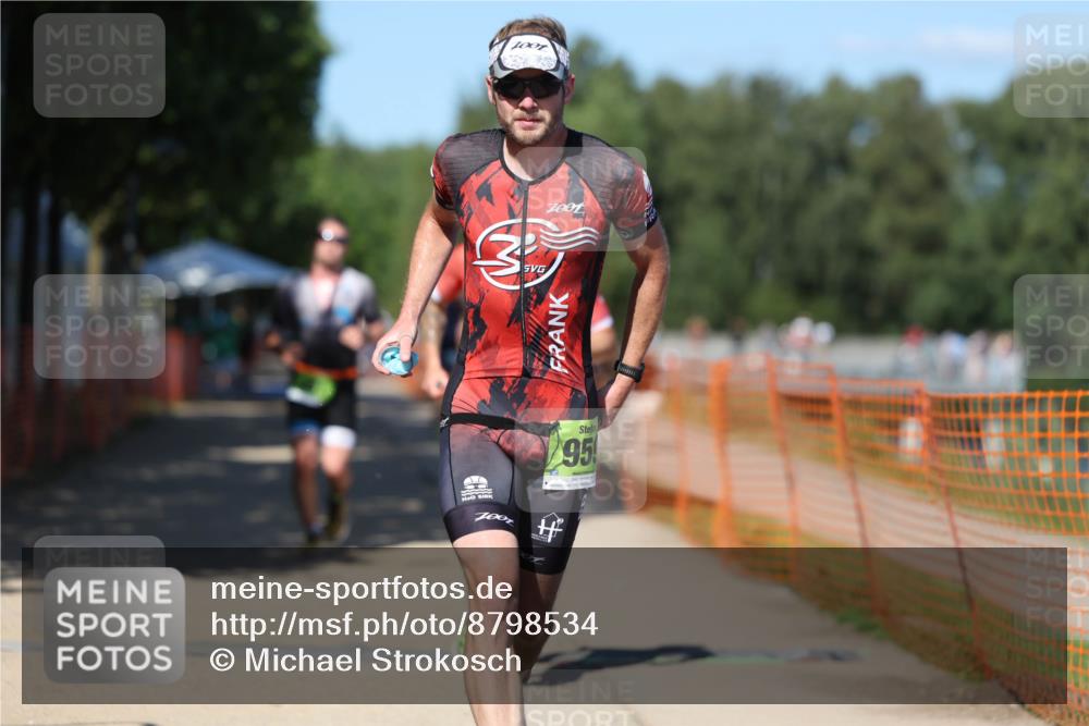 07.09.2025 - 19. Norderstedt Triathlon Michael Strokosch http://msf.ph/oto/8798534 07.09.2025 14:46:05 Laufen 392, 959, 976, 991, 1034 meine-sportfotos.de