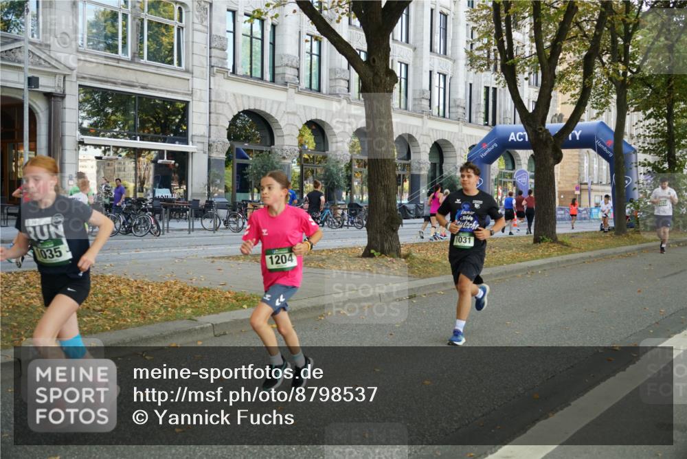 07.09.2025 - BARMER Alsterlauf Yannick Fuchs http://msf.ph/oto/8798537 07.09.2025 11:46:29 Laufen 1035, 1204, 1031, 1, 71263 meine-sportfotos.de