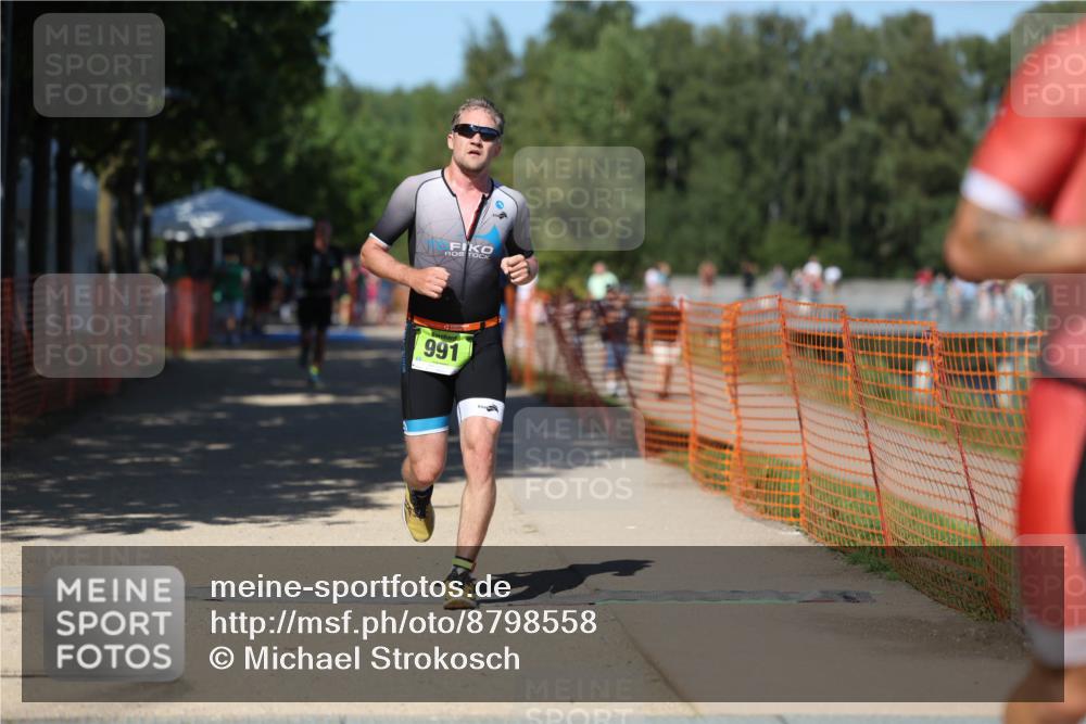 07.09.2025 - 19. Norderstedt Triathlon Michael Strokosch http://msf.ph/oto/8798558 07.09.2025 14:46:07 Laufen 392, 959, 976, 989, 991, 1034 meine-sportfotos.de