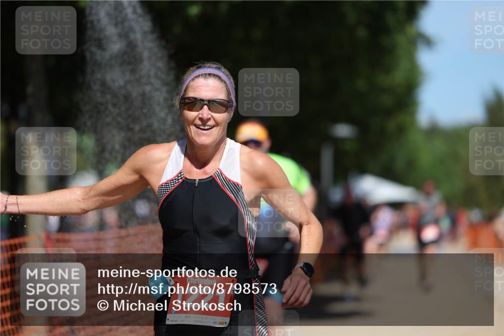 07.09.2025 - 19. Norderstedt Triathlon Michael Strokosch http://msf.ph/oto/8798573 07.09.2025 13:05:51 Laufen 288, 1221, 1237, 1296, 1321 meine-sportfotos.de