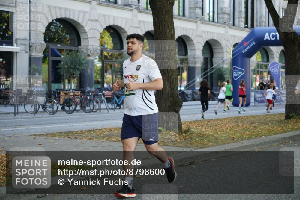 07.09.2025 - BARMER Alsterlauf Yannick Fuchs http://msf.ph/oto/8798600 07.09.2025 11:46:35 Laufen 24 meine-sportfotos.de
