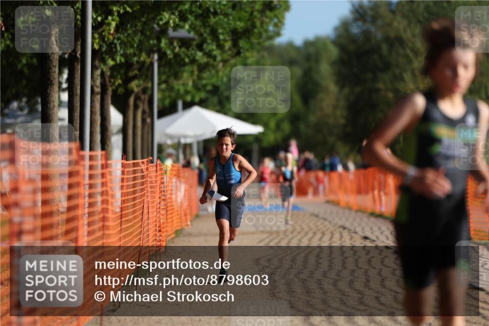 07.09.2025 - 19. Norderstedt Triathlon Michael Strokosch http://msf.ph/oto/8798603 07.09.2025 09:11:36 Laufen 1, 53 meine-sportfotos.de