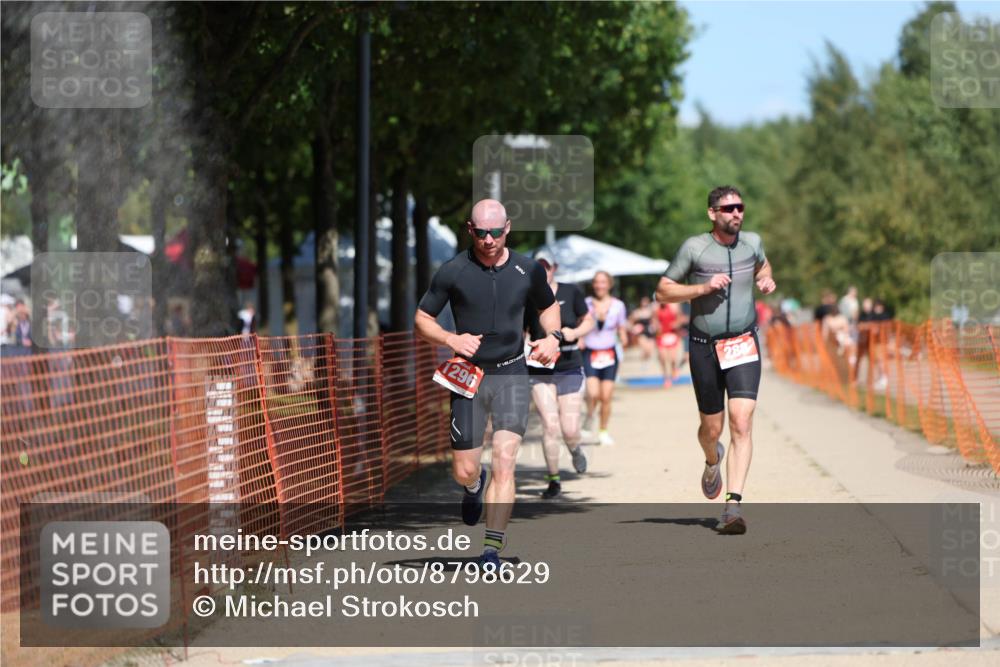 07.09.2025 - 19. Norderstedt Triathlon Michael Strokosch http://msf.ph/oto/8798629 07.09.2025 13:05:55 Laufen 288, 293, 1237, 1260, 1296 meine-sportfotos.de