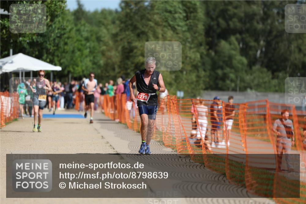 07.09.2025 - 19. Norderstedt Triathlon Michael Strokosch http://msf.ph/oto/8798639 07.09.2025 11:58:14 Laufen 1279 meine-sportfotos.de