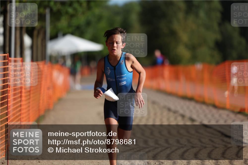 07.09.2025 - 19. Norderstedt Triathlon Michael Strokosch http://msf.ph/oto/8798681 07.09.2025 09:11:39 Laufen 1, 53 meine-sportfotos.de