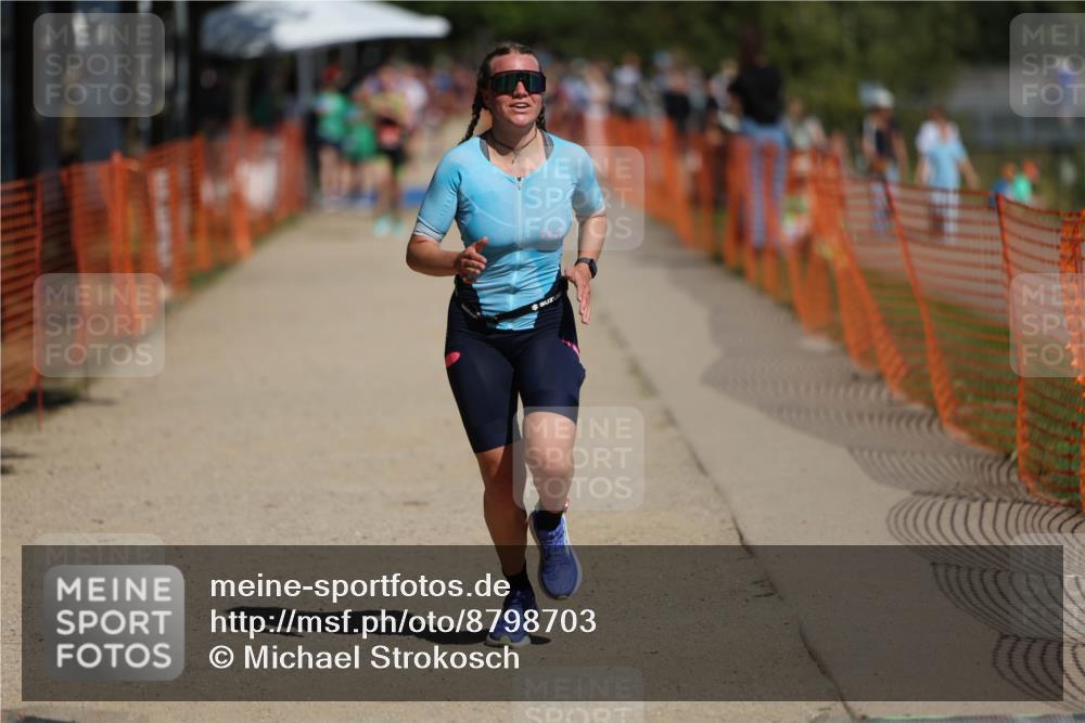 07.09.2025 - 19. Norderstedt Triathlon Michael Strokosch http://msf.ph/oto/8798703 07.09.2025 12:25:58 Laufen 699 meine-sportfotos.de