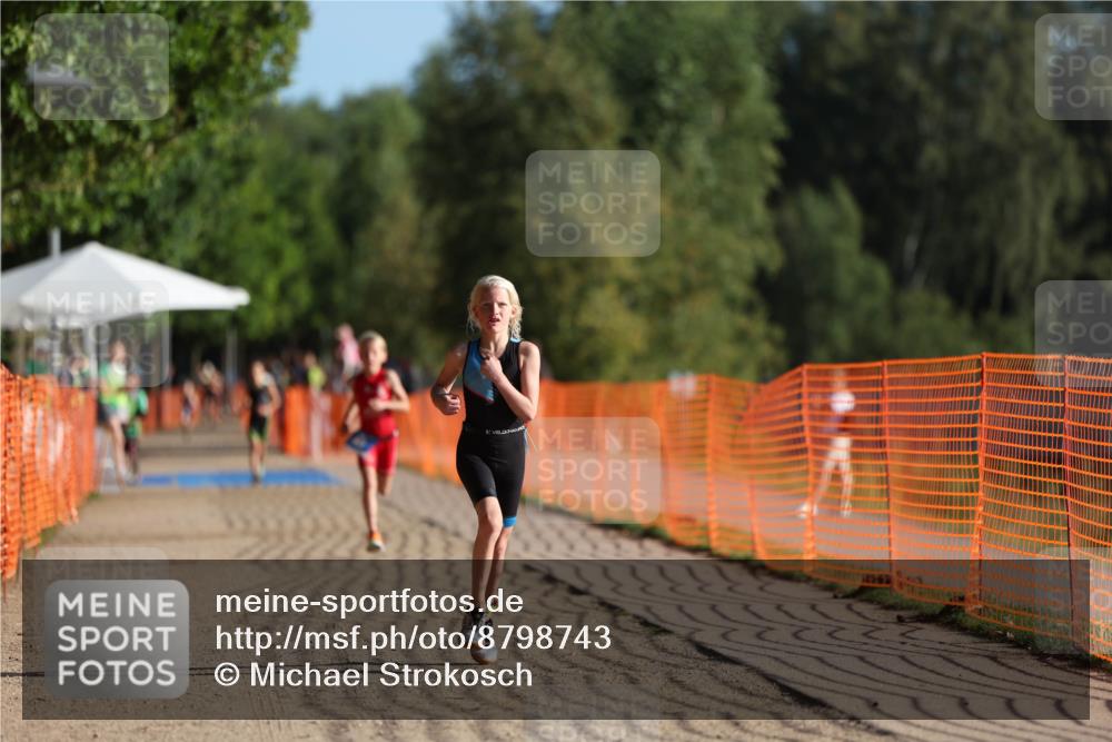07.09.2025 - 19. Norderstedt Triathlon Michael Strokosch http://msf.ph/oto/8798743 07.09.2025 09:11:43 Laufen 46, 50, 53 meine-sportfotos.de